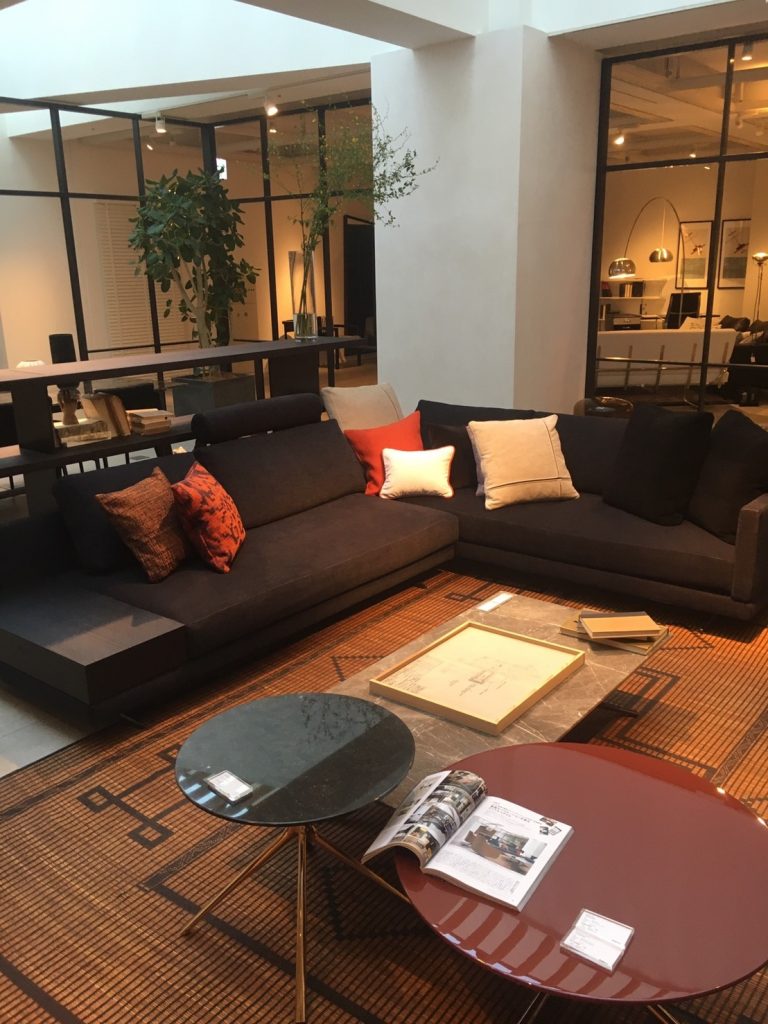 アクタス店長が モンドリアン ソファ をおすすめする理由 アクタス新宿店取材 Mondrian Sofa