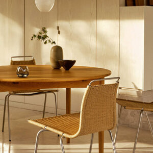 暮らしにやさしく馴染む、円形ダイニングテーブル 5選