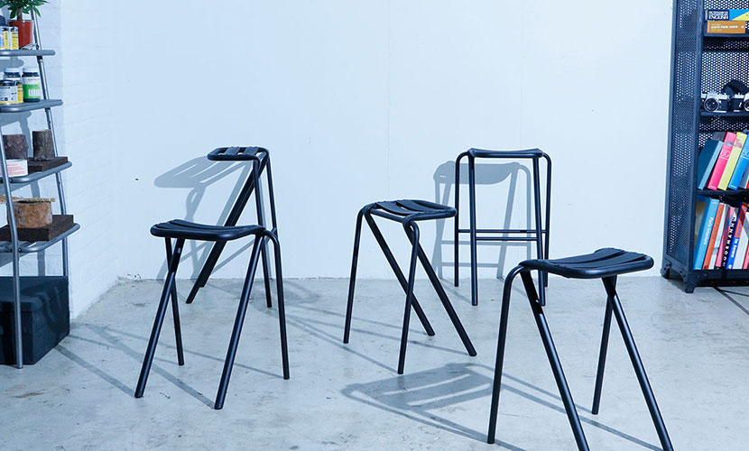 空間にアクセントを。スチール家具5選